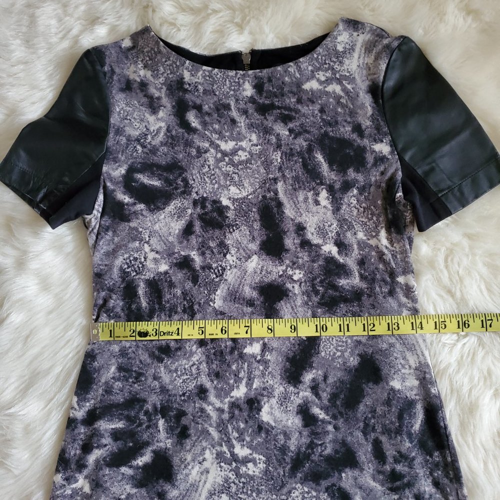 Cut25 by Yigal Azrouel Leather Trim Marbled Print Dress Size Small - Picture 15 of 15